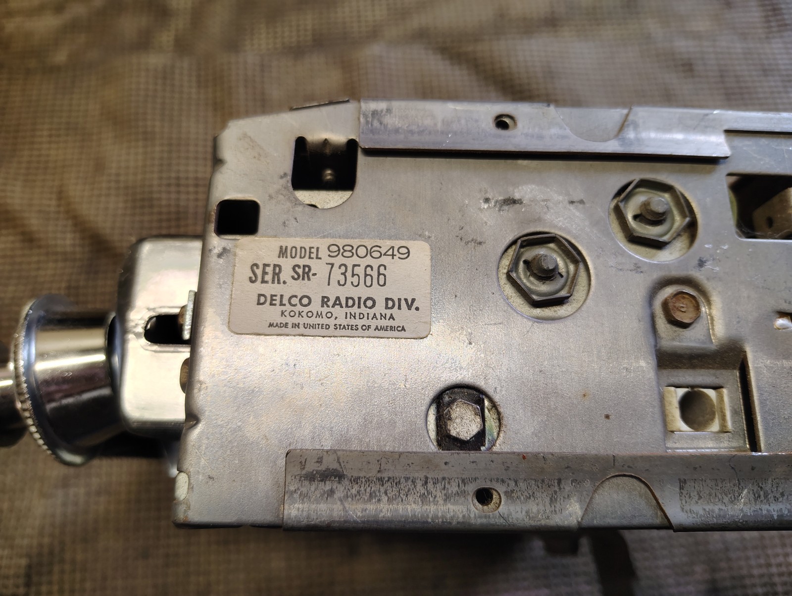 1964 Buick Skylark Special Deluxe Sport Wagon Factory AM Radio 980649 WORKS!