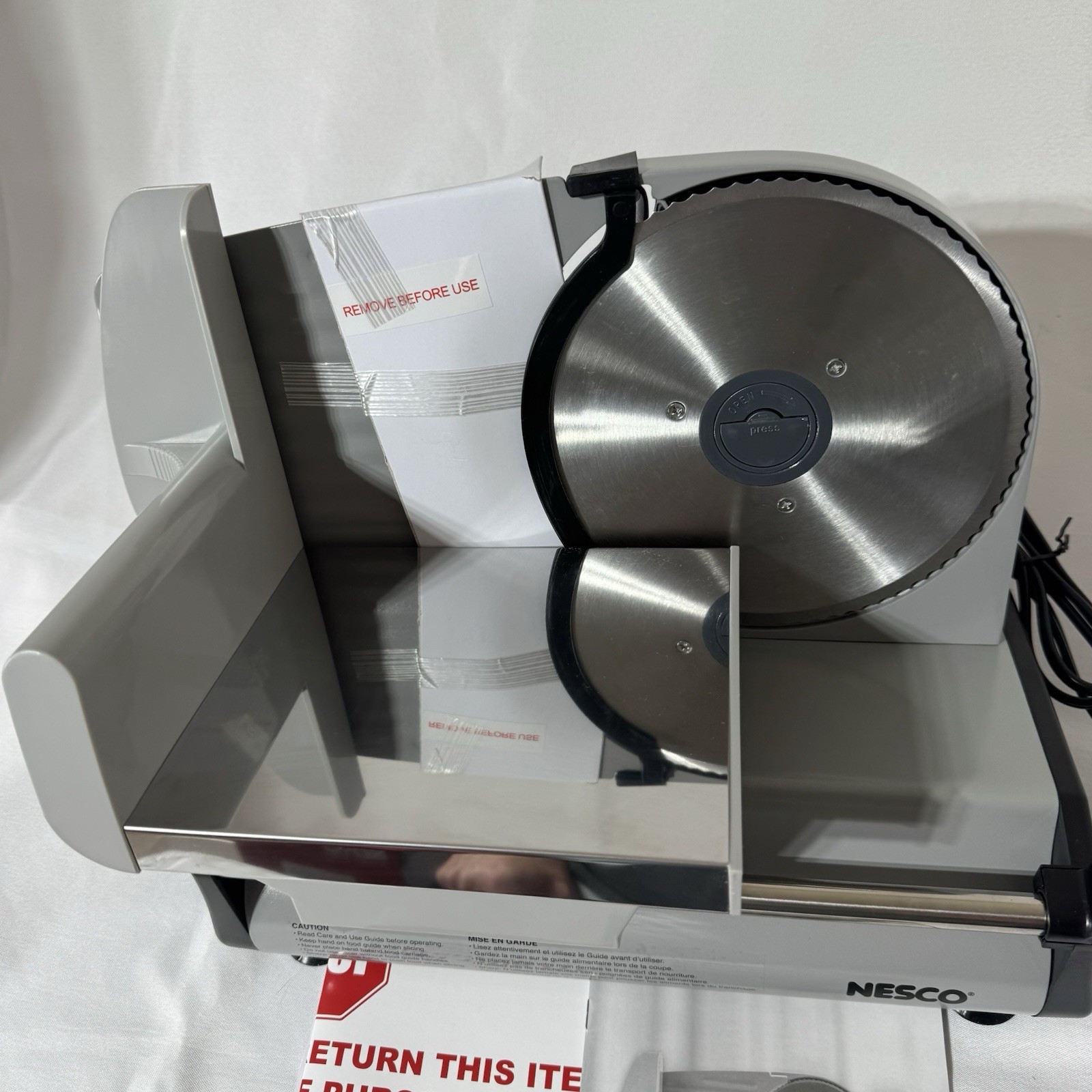 NESCO Stainless Steel 7.5” Food Slicer Adjustable Thickness Silver FS-200 TESTED