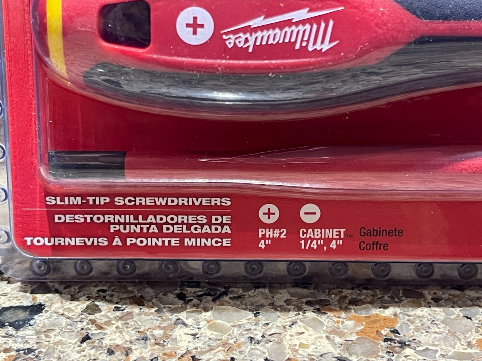 Milwaukee 1000V Insulated Electricians Hand Tool Sets (48-22-2215 & 48-22-2204)