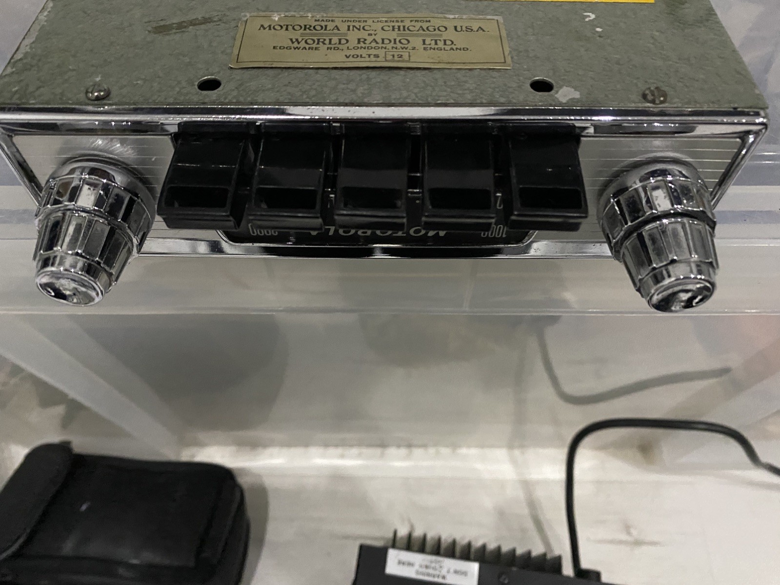 Motorola 818T chrome Car Radio Classic Vintage fully working