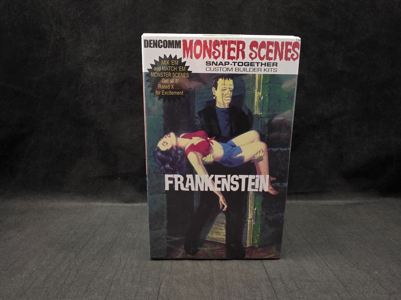 DENCOMM Monster Scenes "Frankenstein" Limited Edition 1:13 Scale Model Kit 633