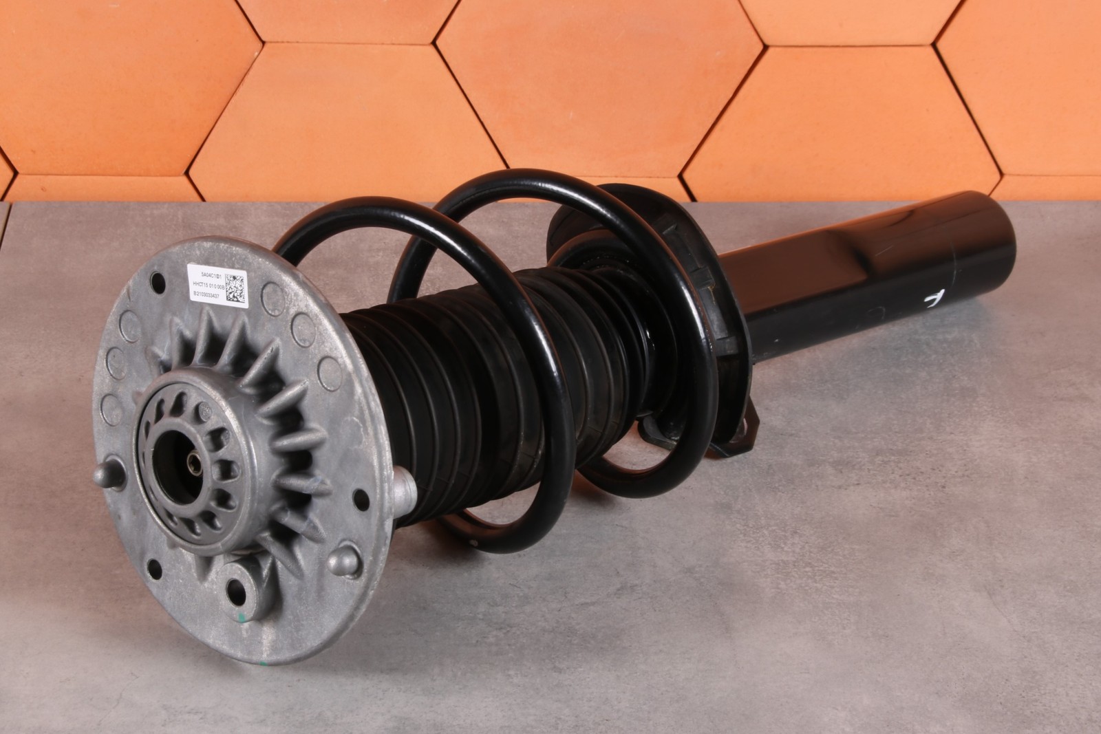 MINI F57 LCI FRONT RIGHT SHOCK ABSORBER 2WD FWD 6899538 3928 km !!!