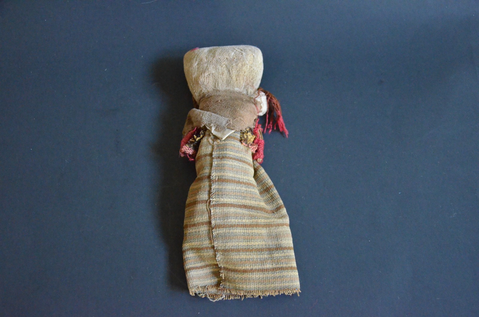Vintage Peruvian Chancay Incan Funerary Cloth Burial Dolls Folk Art (T2)