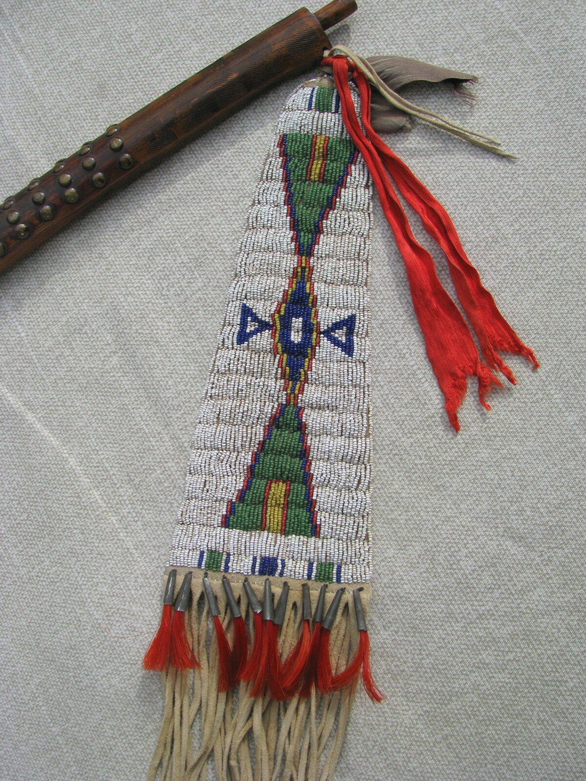 FINE ANTIQUE PLAINS INDIAN PIPE TOMAHAWK 100 TACKS/FILE BURNS 5 COLOR BEAD DROP