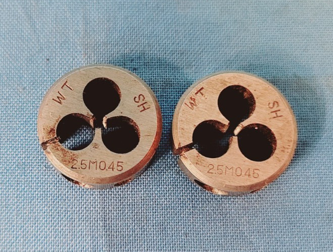 HEX RETHREADING DIE ASSORTMENT (LOT OF 13)