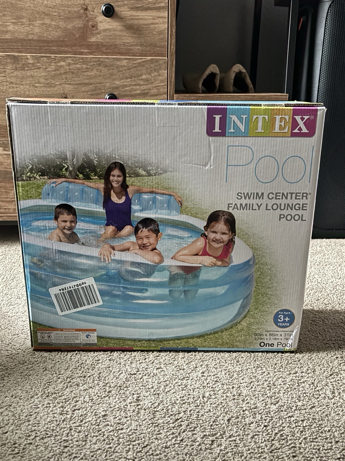Intex Family Lounge Swimming Pool Round Brand New & Unopened (90x86x31 Inches)