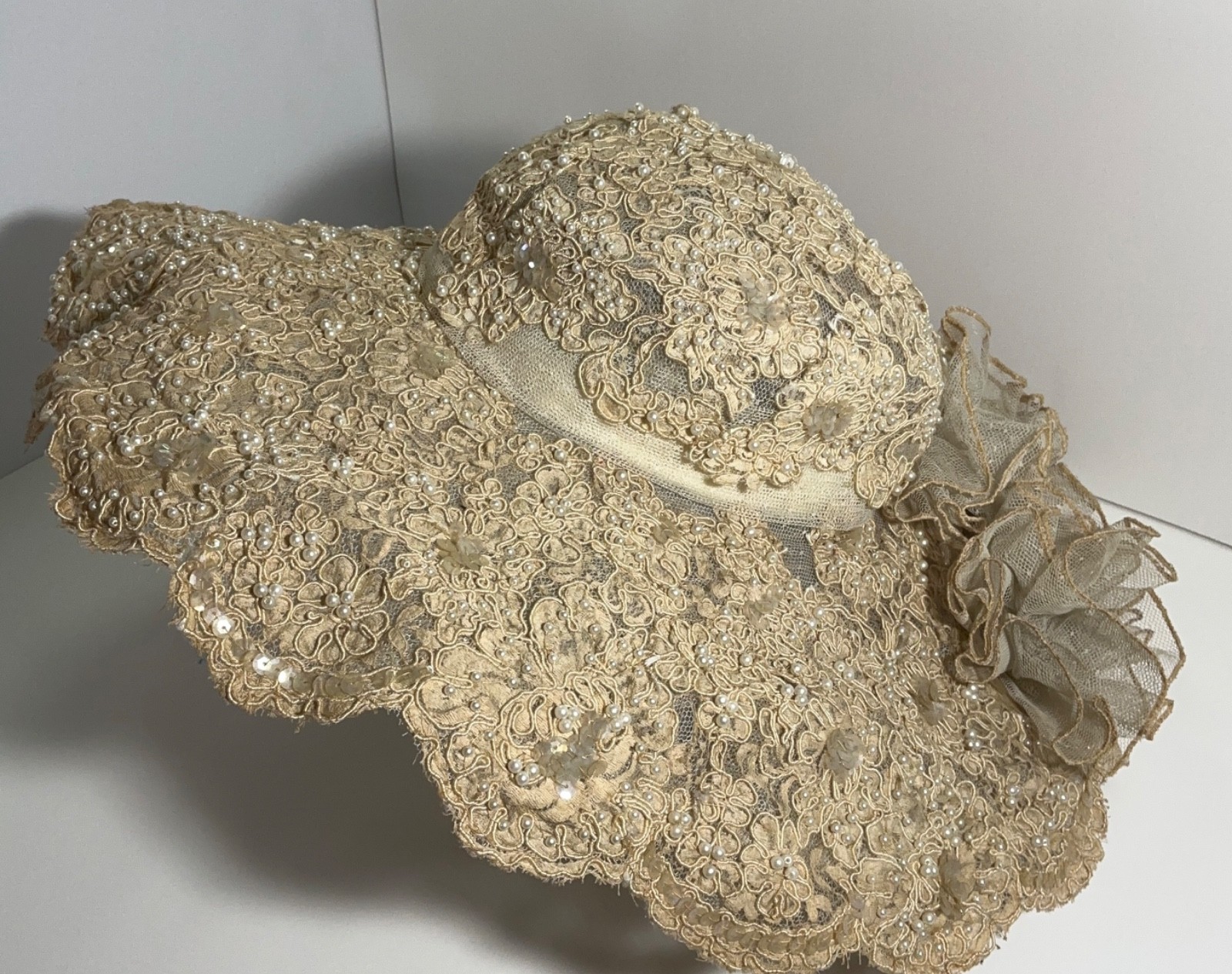 Pearl beaded sequined & corded Chantilly lace dark ivory wedding hat VNT 1983