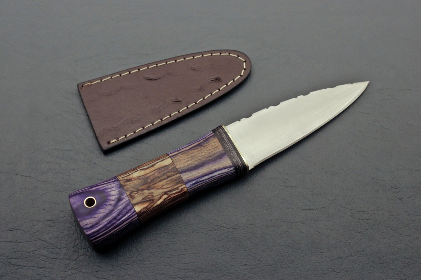 8 inches Celtic Scottish Dirk SGIAN DUBH DAGGER Bone Handle Knife.