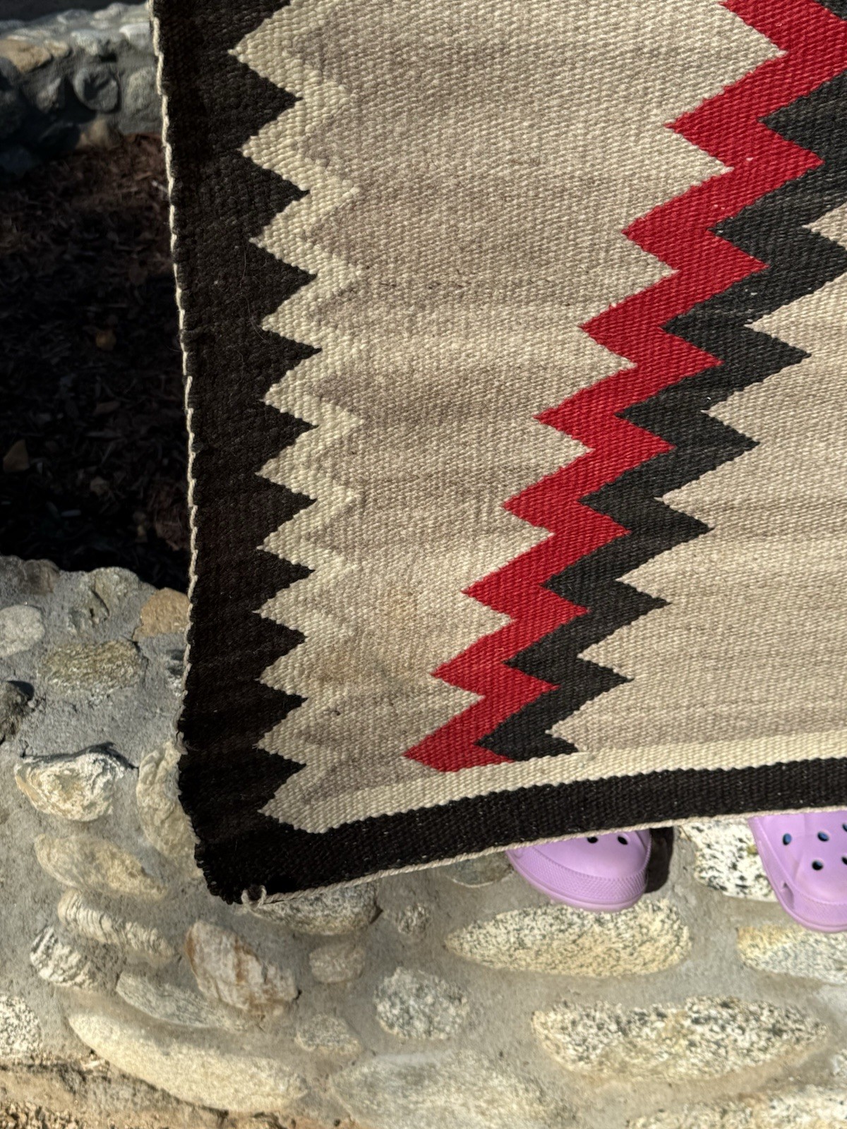 AUTHENTIC NAVAJO CABIN RUG c1920’s 60”X 32” XLNT NATIVE AMERICAN TIGHT WEAVING