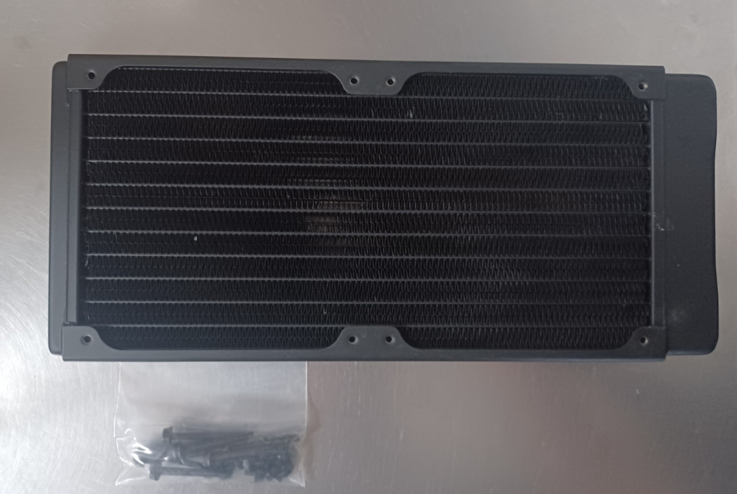 XSPC TX240 Ultrathin Radiator 5060596650015 Used