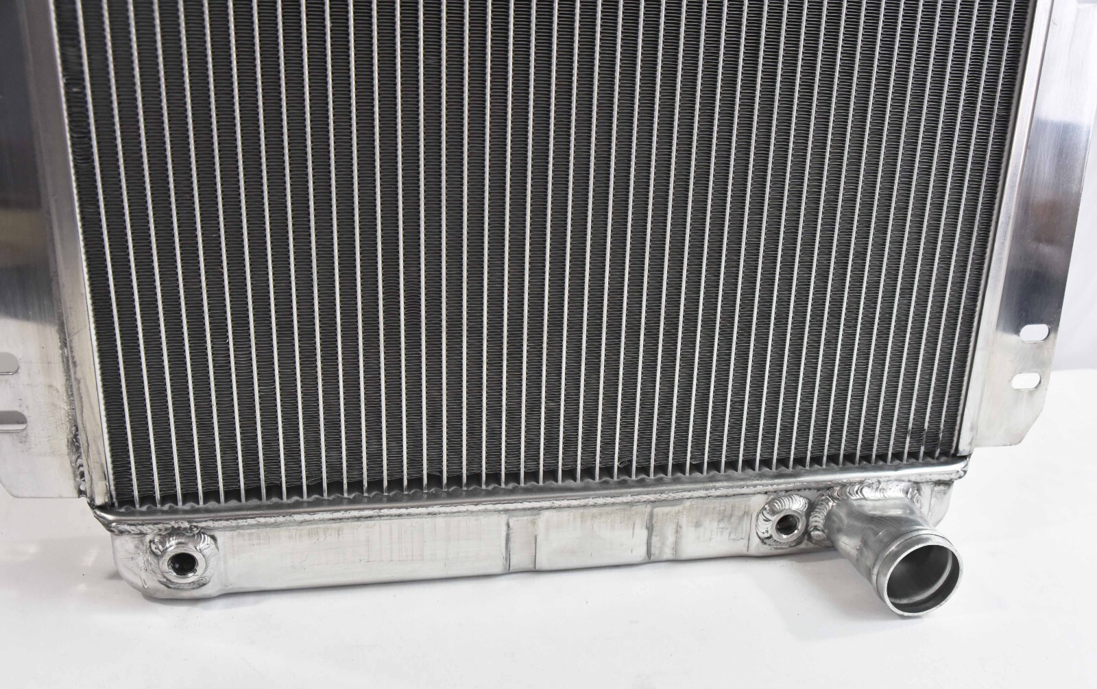 Radiator 1947 1948 1949 1950 1951 1952 1953 1954 Chevrolet Pickup Truck V8