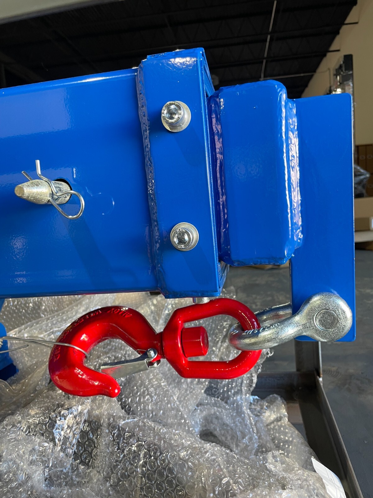 Crane arm for forklift, max. load capacity 10,400 lbs, SolidHub