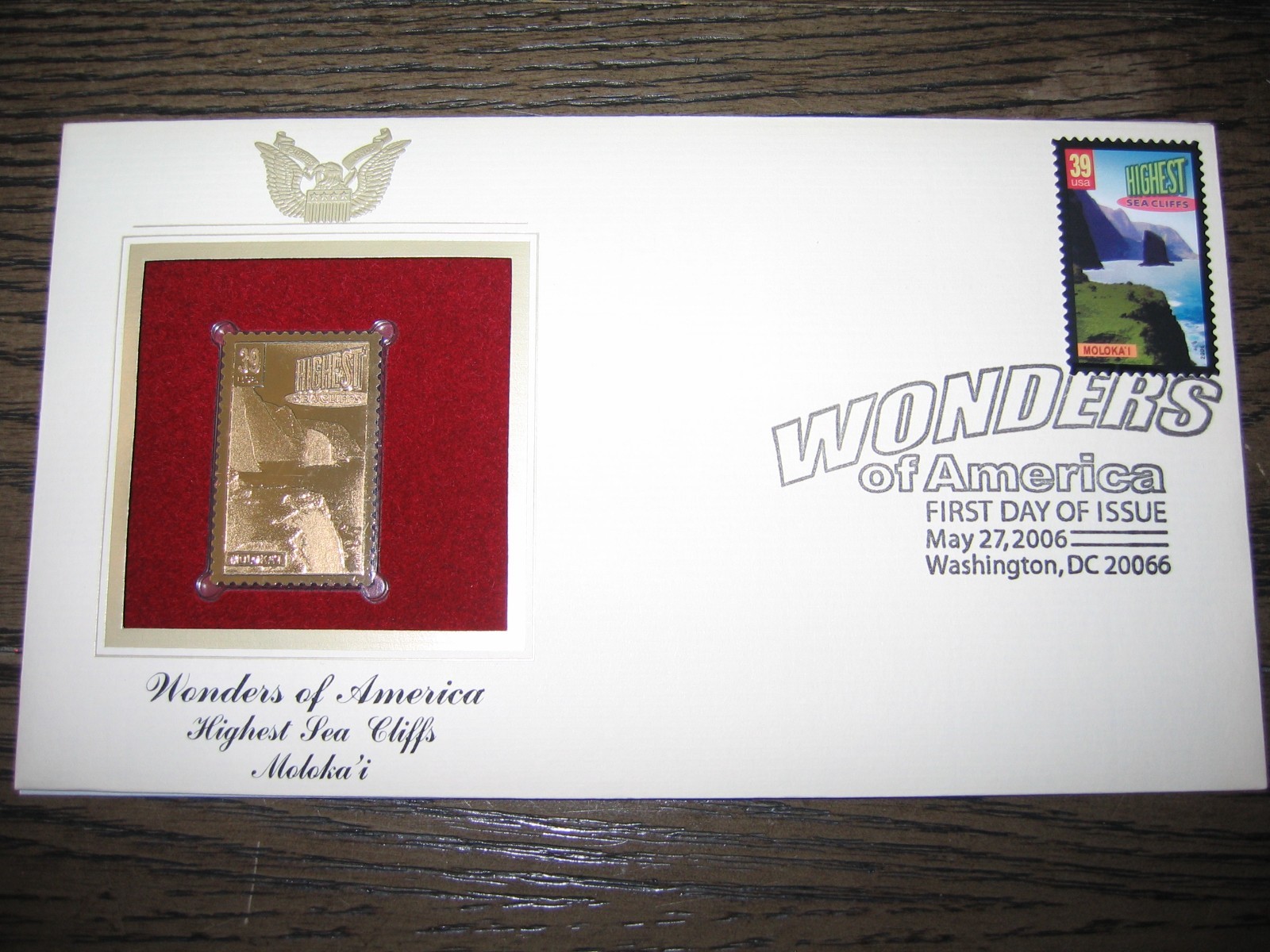 2006 Wonders of America Highest Sea Cliffs Moloka"i Replica Golden Cover Stamp