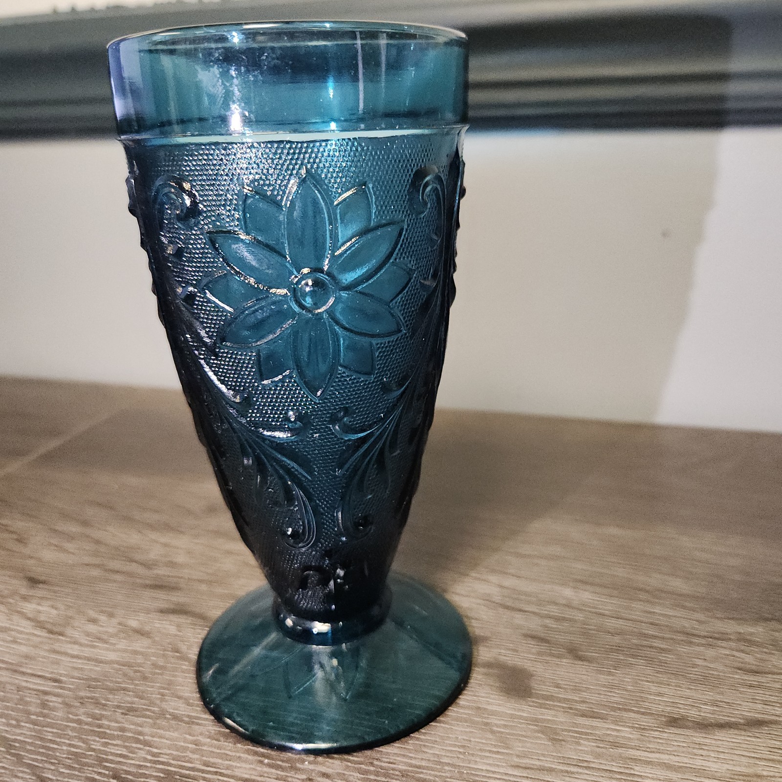 Indiana Glass Tiara Sandwich Bicentennial Colonial Blue Iced Tea Footed Tumbler