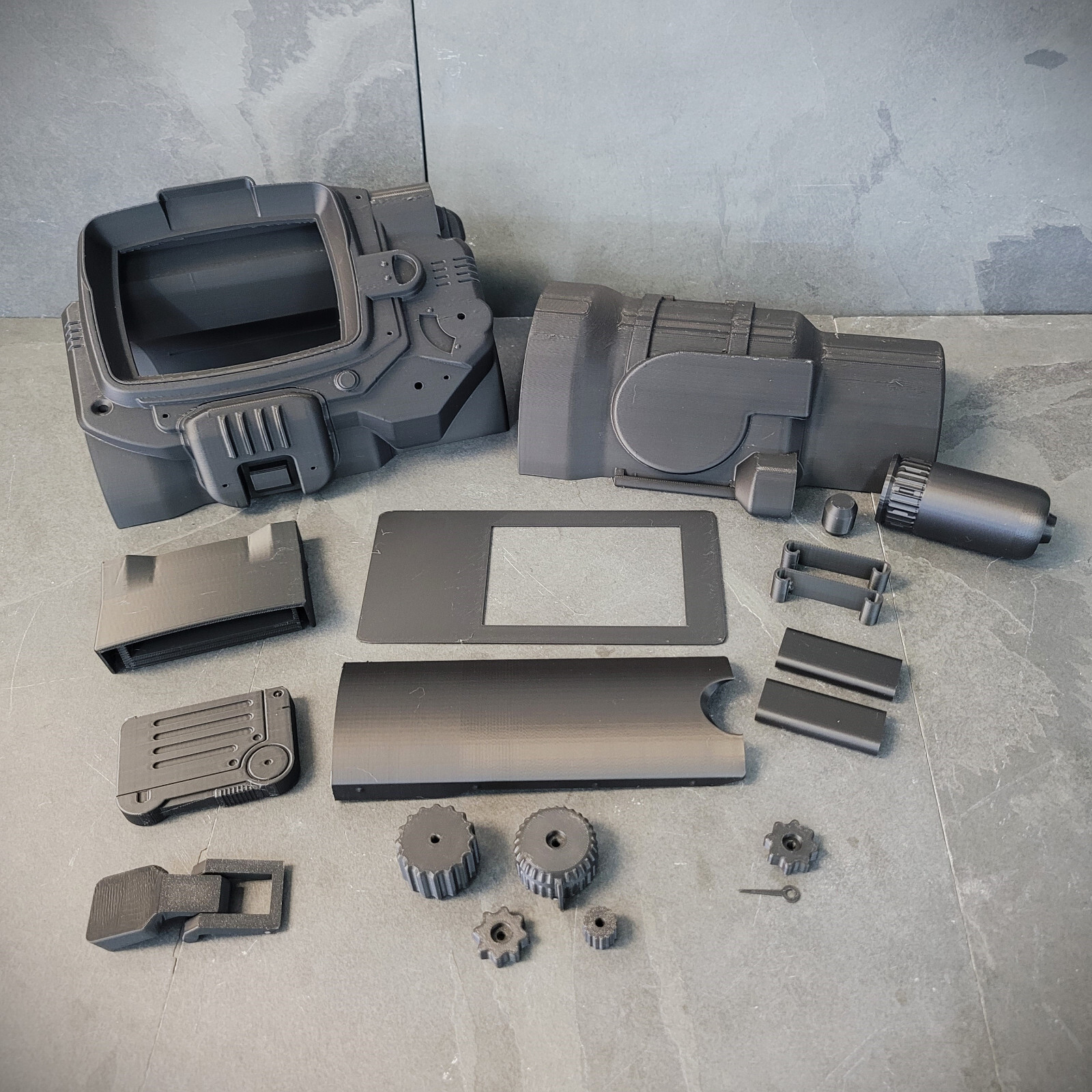 Pipboy 3000 MKIV Raw DIY Kit for Phone Use, New, Free Shipping