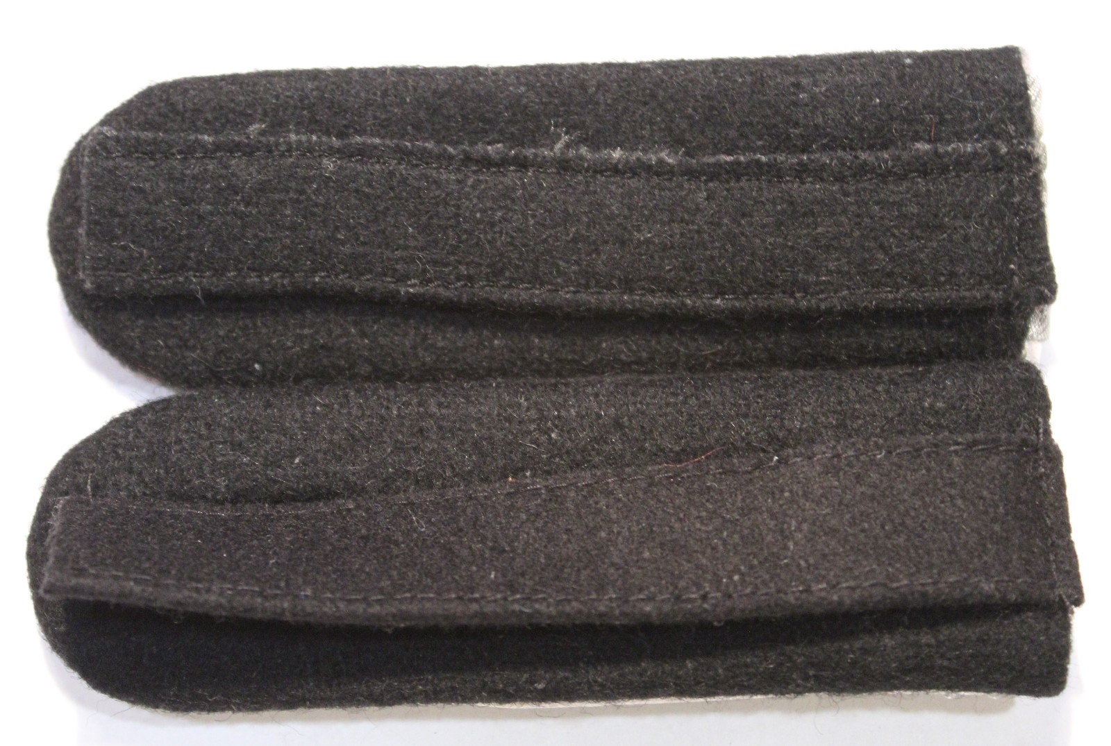 4pc WW2 German Elite Infantry Hauptscharfuhrer shoulder board & collar tab set