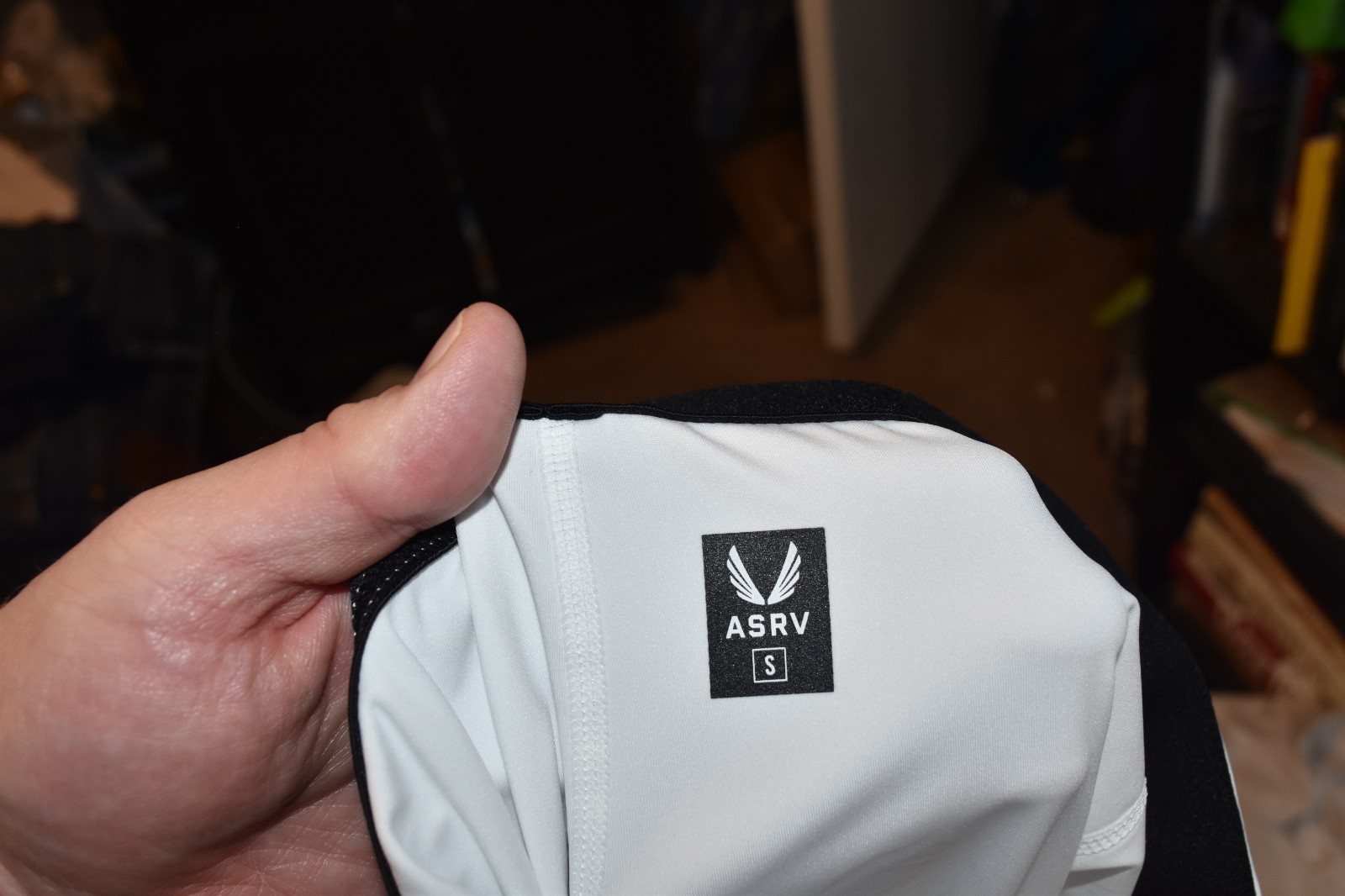 ASRV 3/4 compression tights size men's small; white, new with tags