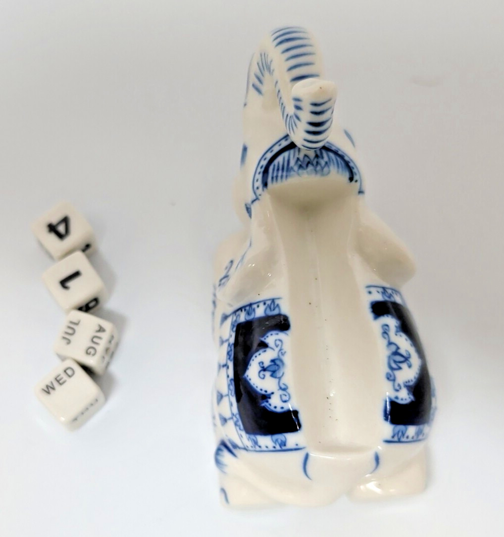 Ceramic ELEPHANT w/ PERPETUAL CALENDAR Blue Thailand - 3.5" Long x 2.5" Tall