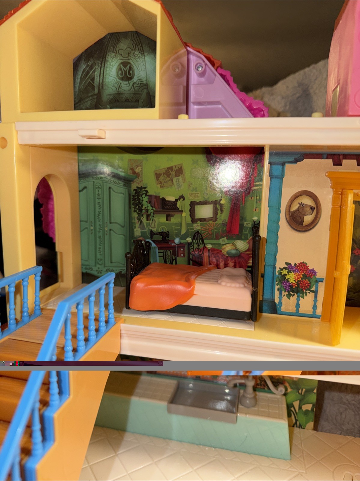 Disney Encanto Magical Casa Madrigal House & 2 Rooms Playsets W/Accessories