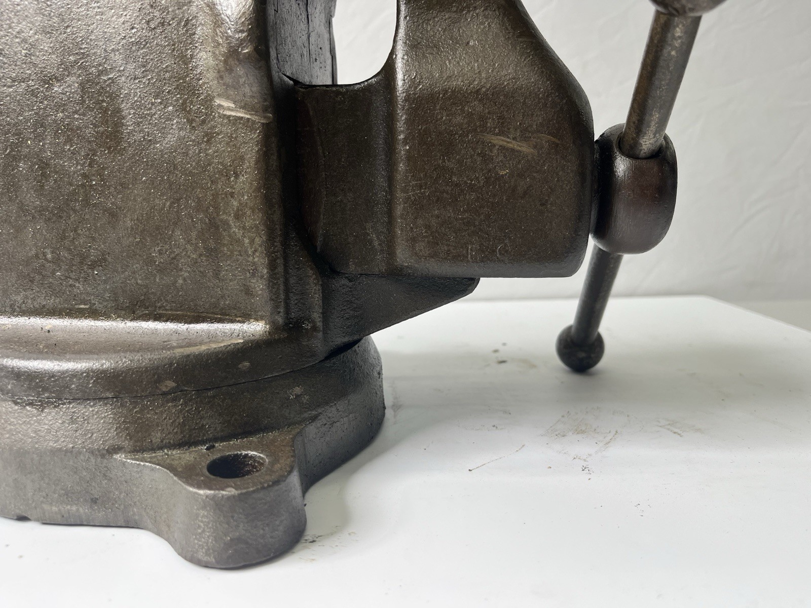 Reed 403 1/2 R Vintage Vise Swivel Base and Swivel Jaw User/Collectible With Pin