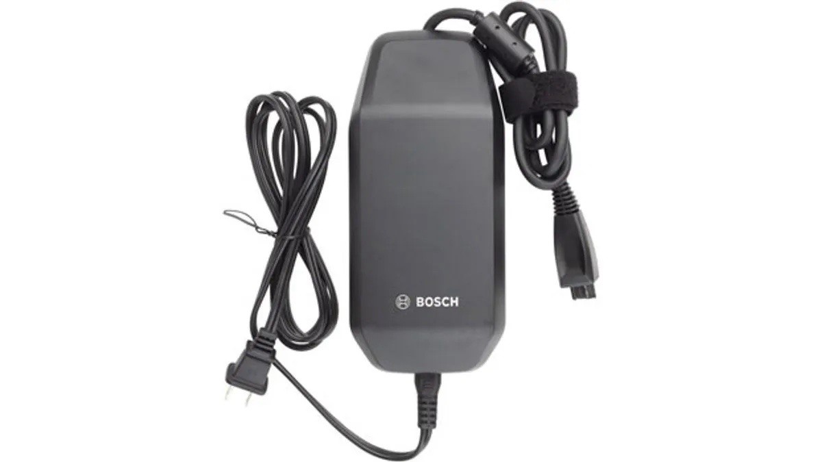 Bosch Smart System eBike 4Amp **4-PIN** Plug Charger Part # BPC3410 EB12.110.000