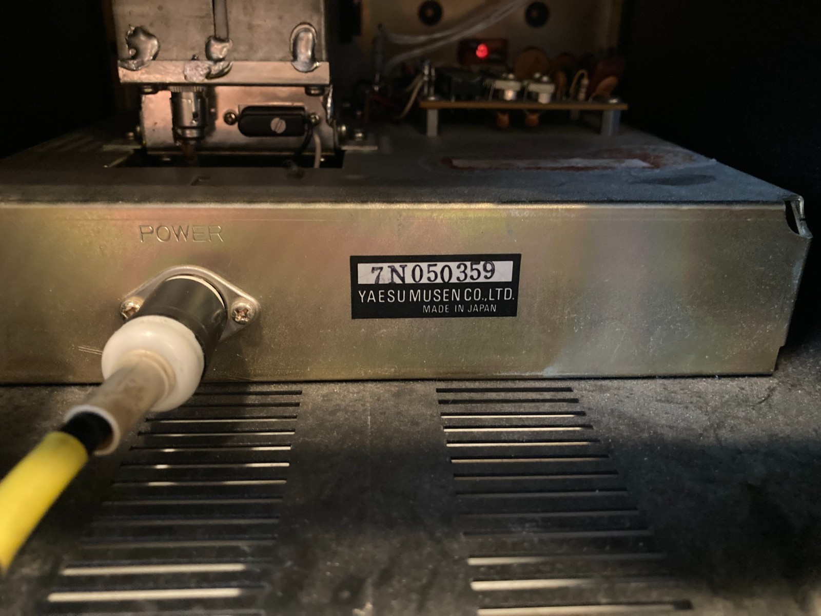 Yaesu FT-301 HF Amateur Radio Transceiver Solid-State W/ FV-301 VFO