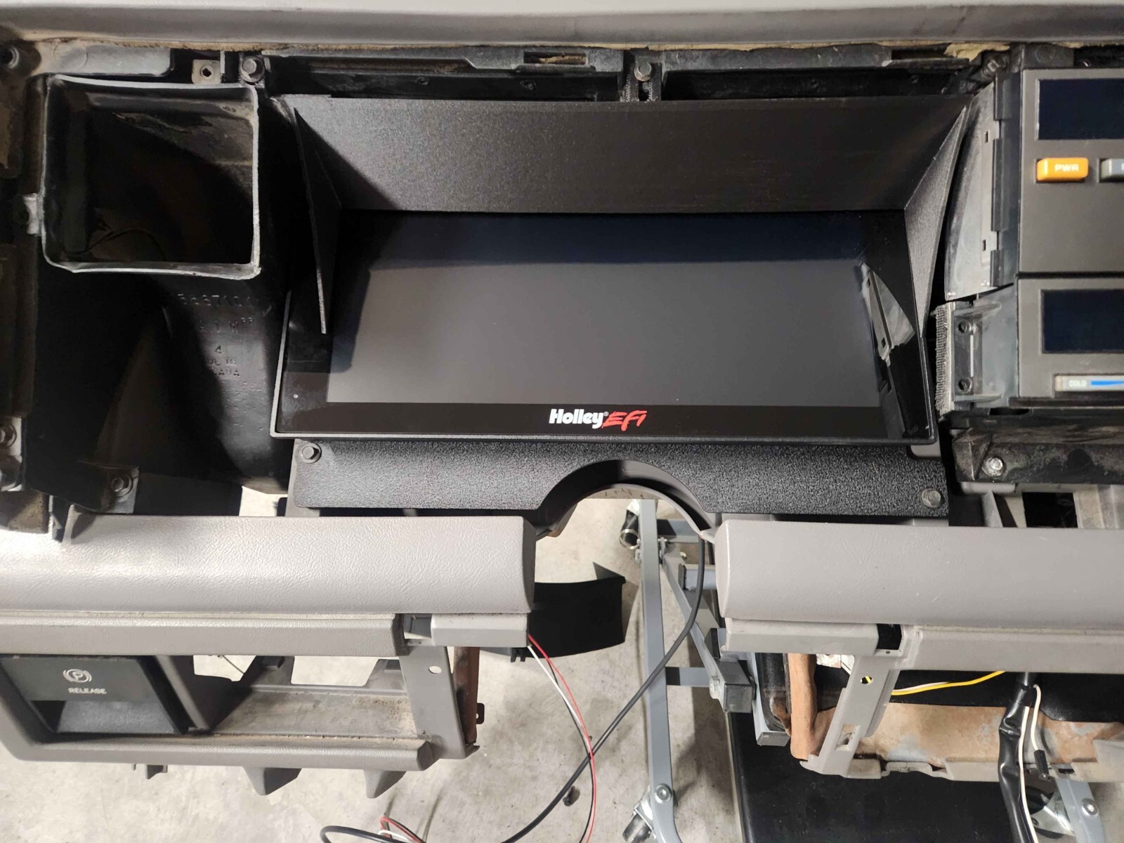 '88-'94 OBS Chevy Truck Holley 12.3" Digital Dash Bezel