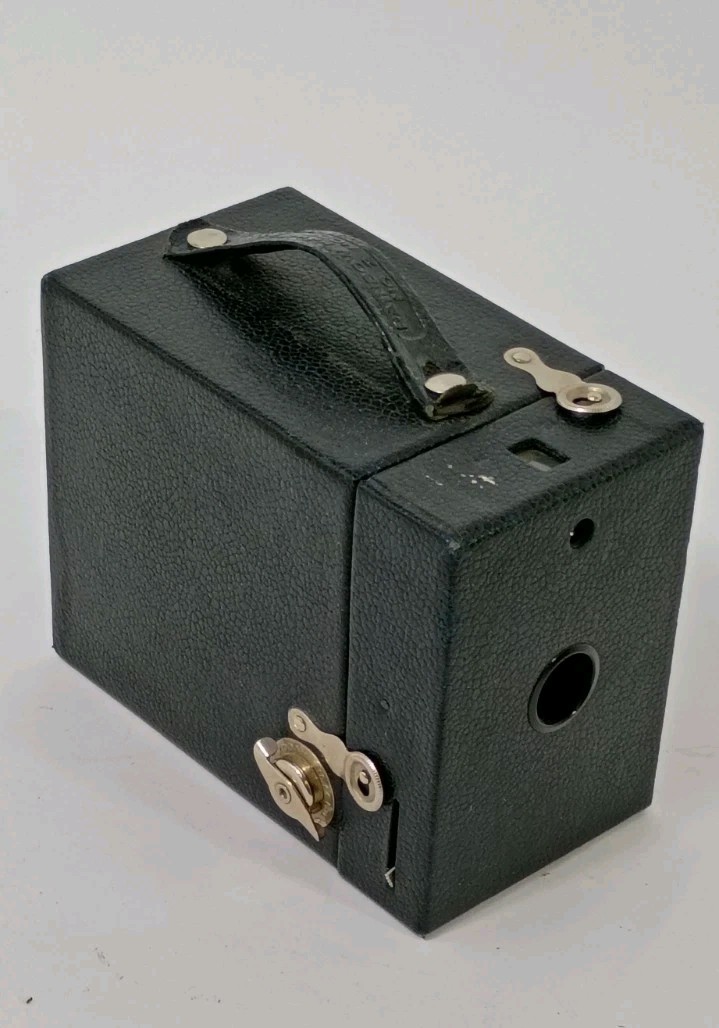 Kodak No.2 Vintage Rainbow Hawk-Eye Model C Black Box Camera 120 Film