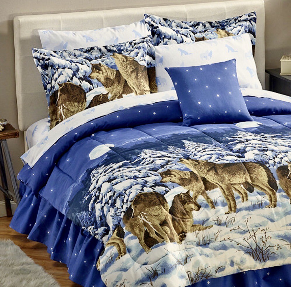 MIDNIGHT WOLVES Bed In Bag Howling Pack Wolf Bedding Blue Comforter & Sheet Set