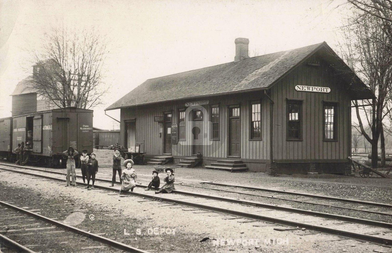 Railroad L. S. Depot, Newport MI Michigan 1911 RPPC Photo Postcard COPY