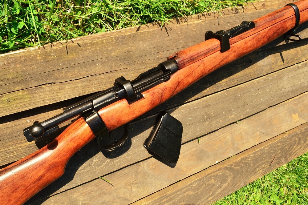 Lee-Enfield SMLE Bolt-Action Rifle - British - WWII - Non-Firing Denix Replica