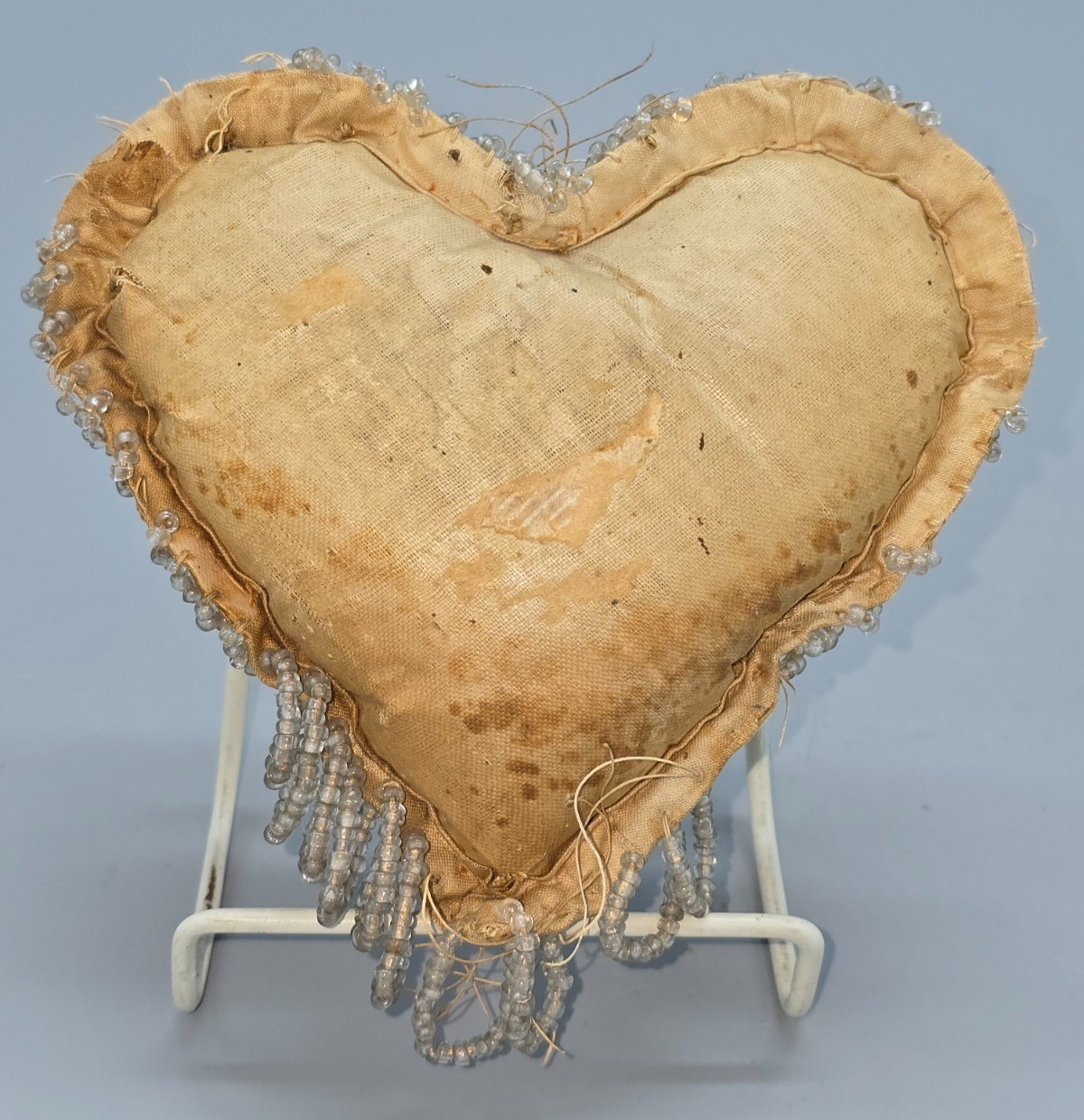 Antique Iroquois Nation 5.25 x 5.25" BEADED BIRD W/TWIG PIN CUSHION/WALL ART