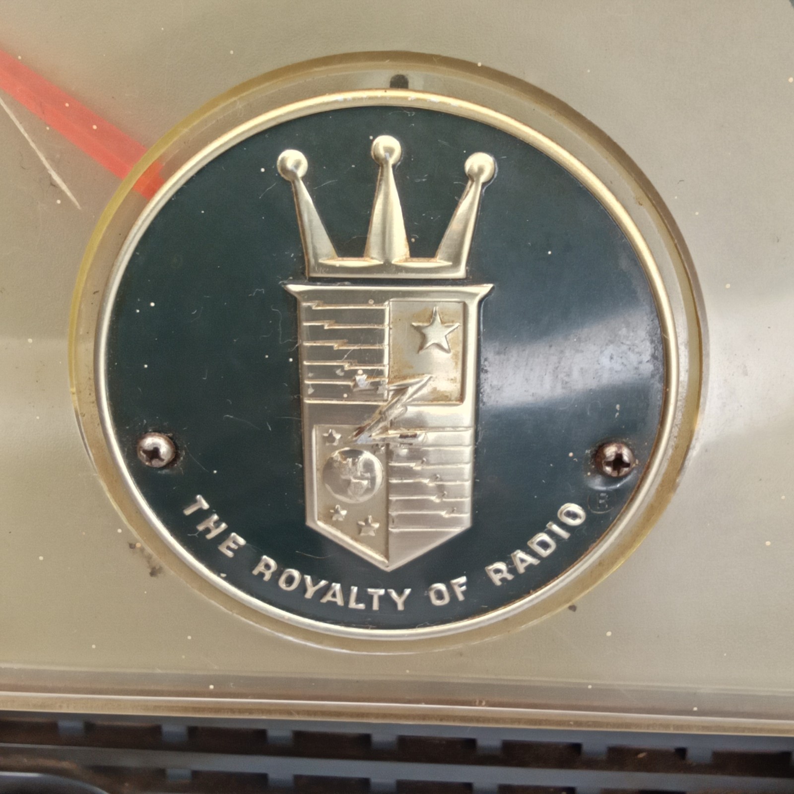 WWII Era Bakelite Portable AM Radio Zenith Tip-Top Holiday Gray 1940s