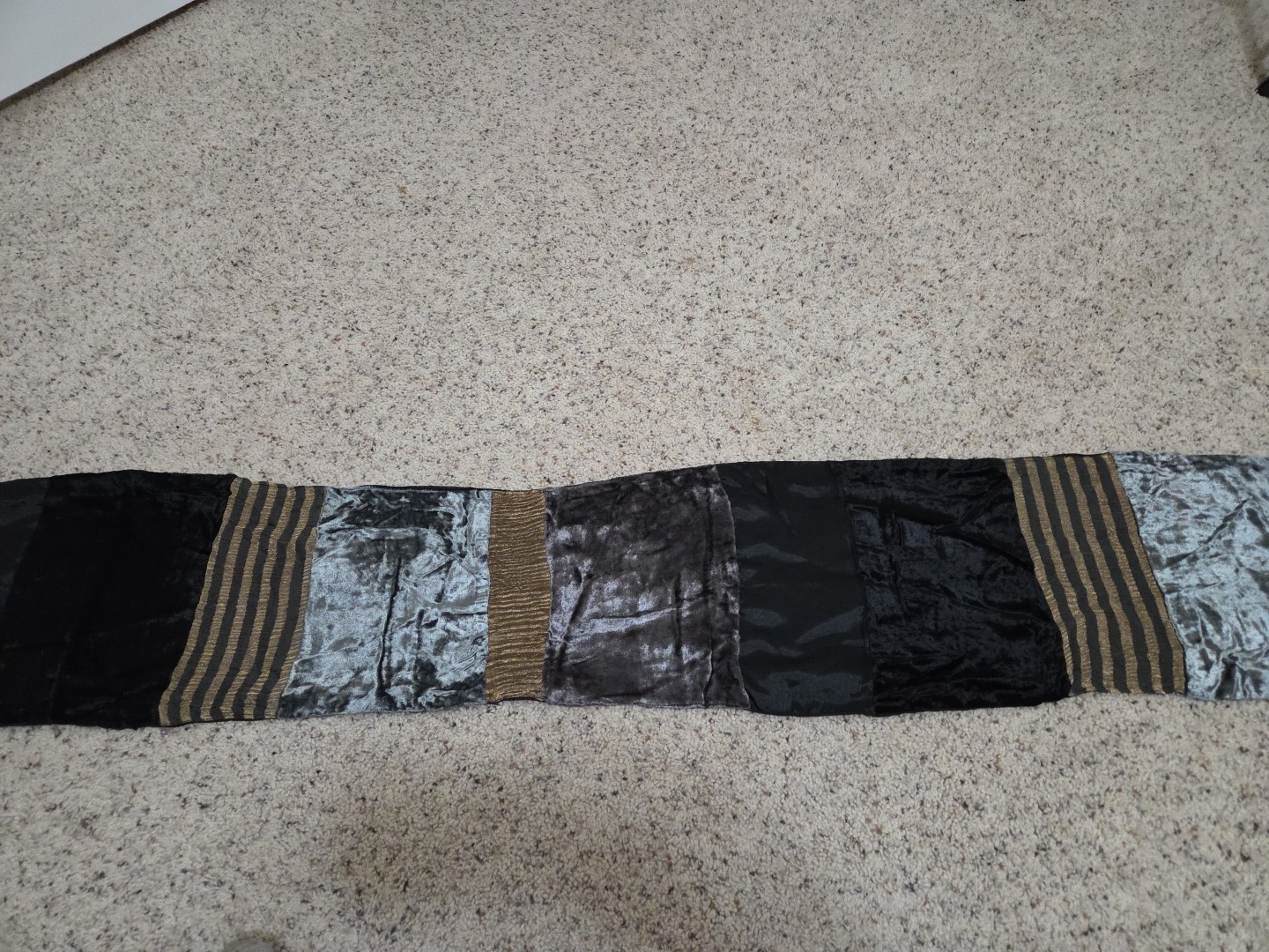 Vintage 80’s New With Tags Baar & Beards 100% Rayon Scarf Black Silver Gold