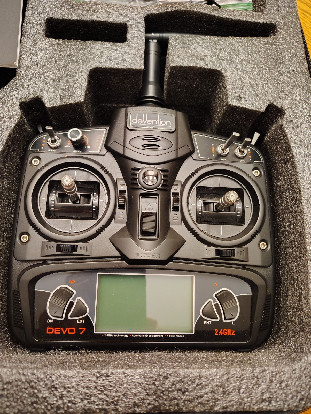 Walkera Controller, with case & extra blades (for a Rodeo 150 drone)