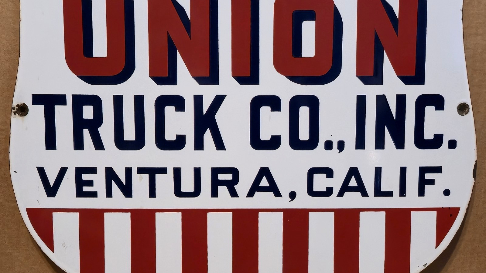 UNION TRUCK CO. VENTURA CALIF Porcelain Shield Sign - RARE!