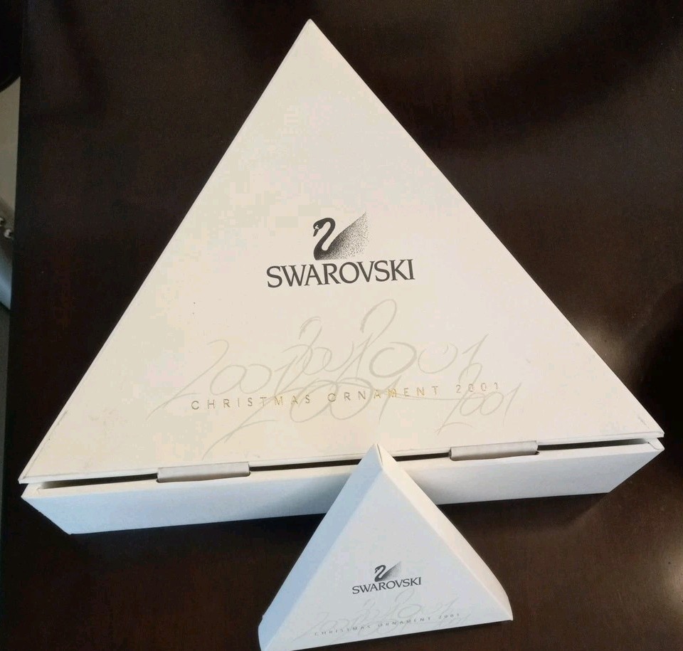 RARE Swarovski 2001 Large Snowflake Christmas Ornament w/ 14.5" Dealership Box