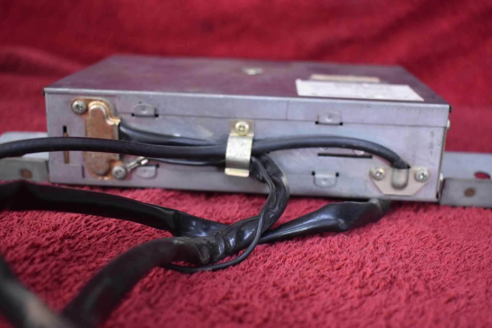 1977 77 Datsun 280Z AM/FM radio KM-1821ZF OEM used