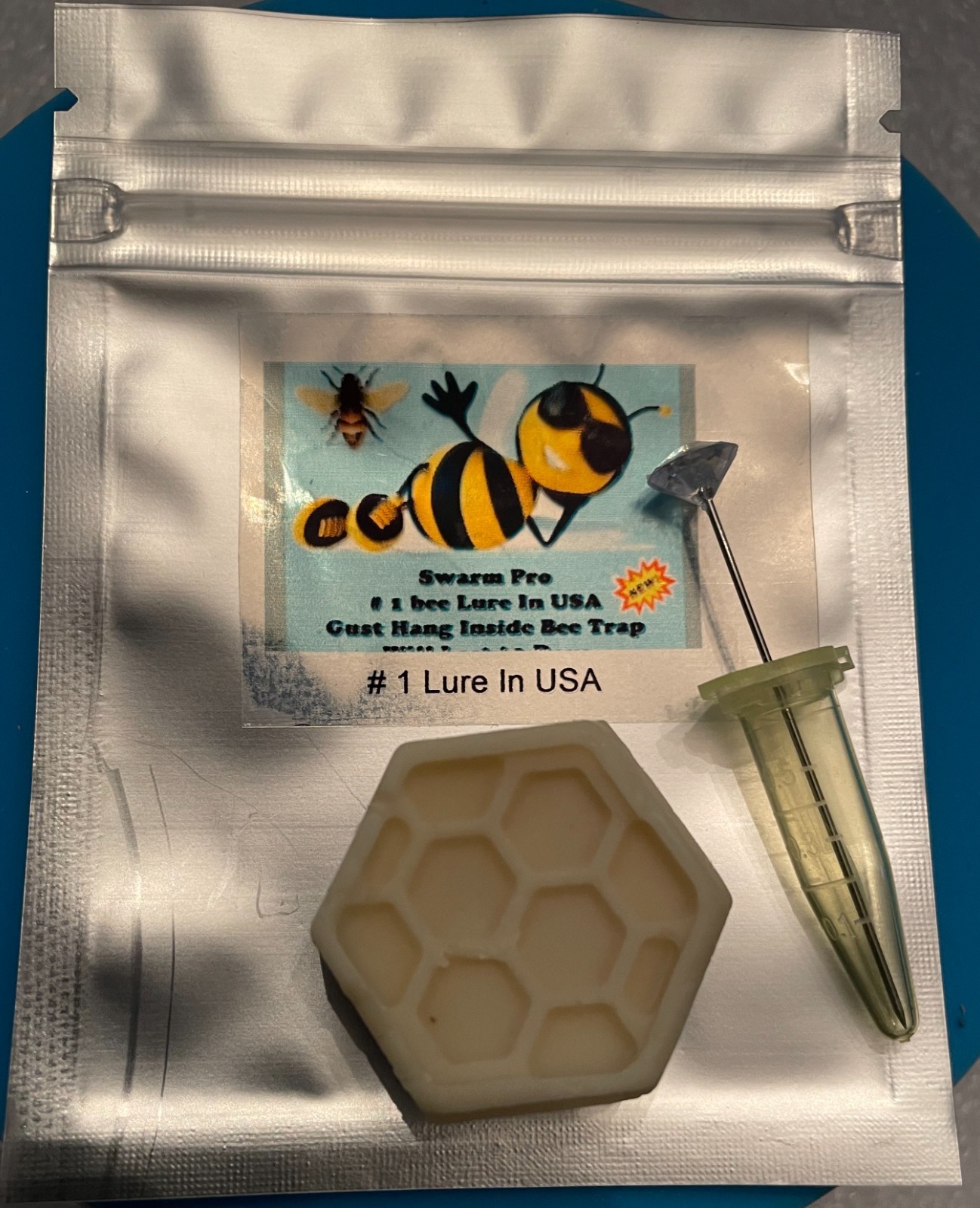 Carpenter bee. Attractant Super Lure - 2026 Works in the rain Keeps scent longer