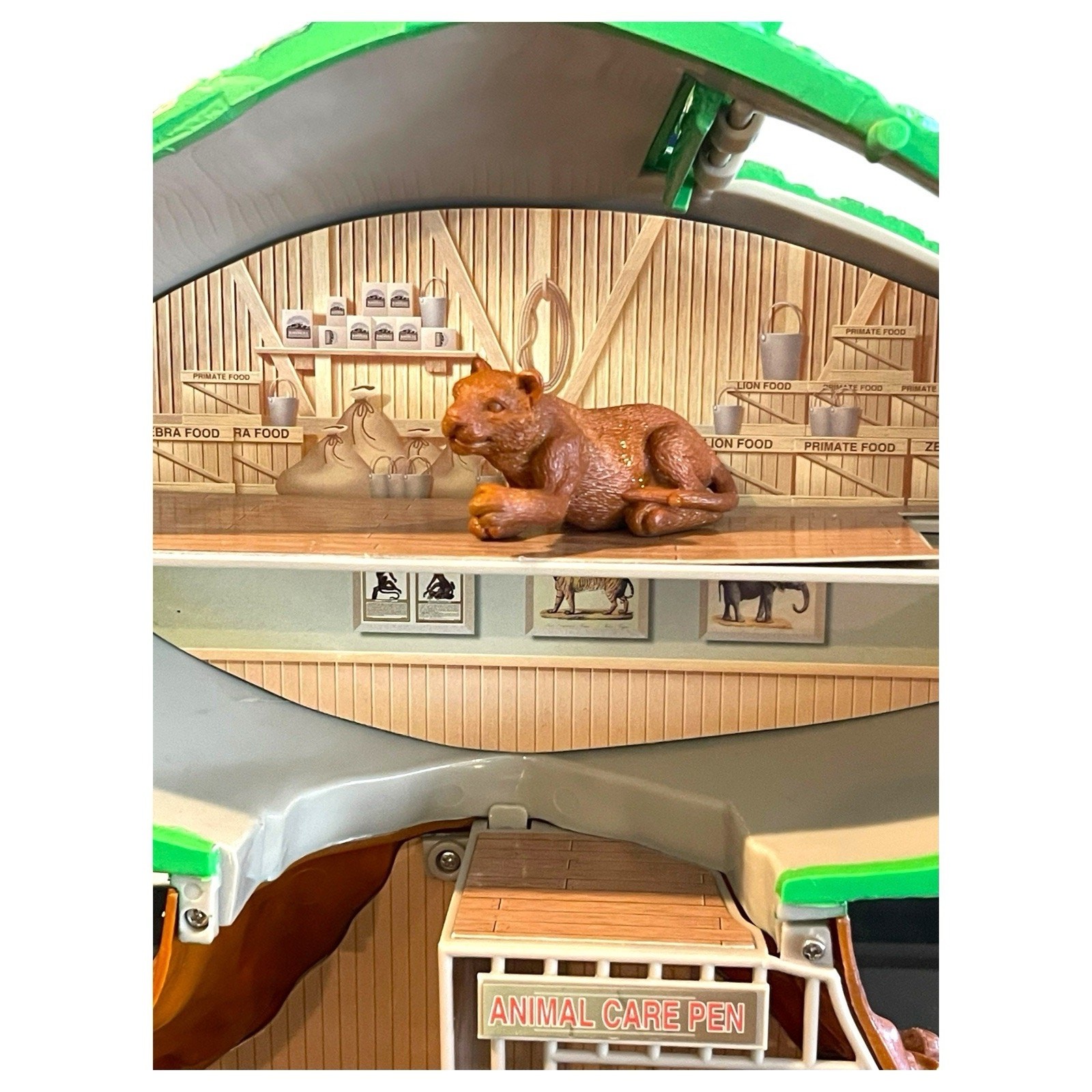 Disney Animal Kingdom Tree of Life Playset House