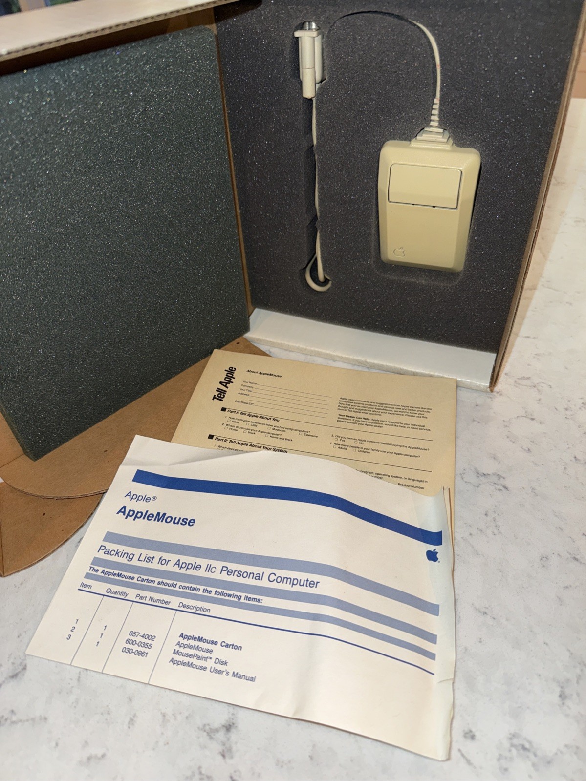 Apple Mouse IIc A2M4015 – Original Box + Foam Vintage Retro IIe IIgs Mac