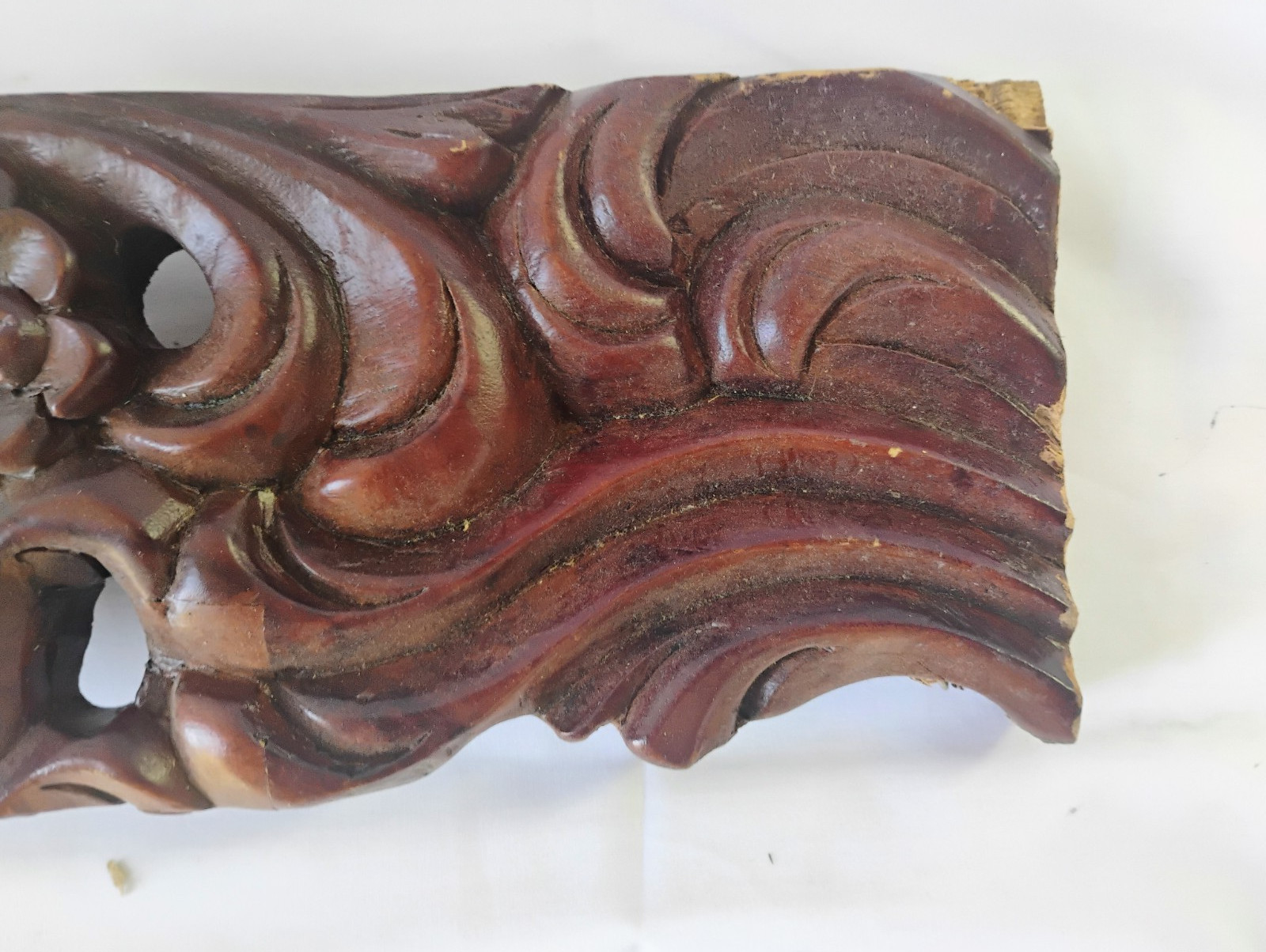 Vintage Pierce Carved Mahogany Crest Crown Pediment 15" wide x 4 1/4" high