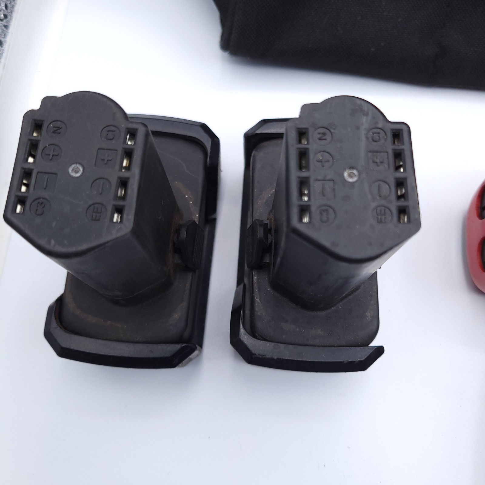 Snap-on Tools 3/8 Drive 14.4v Cordless Impact CT761A 2x Batteries & Charger