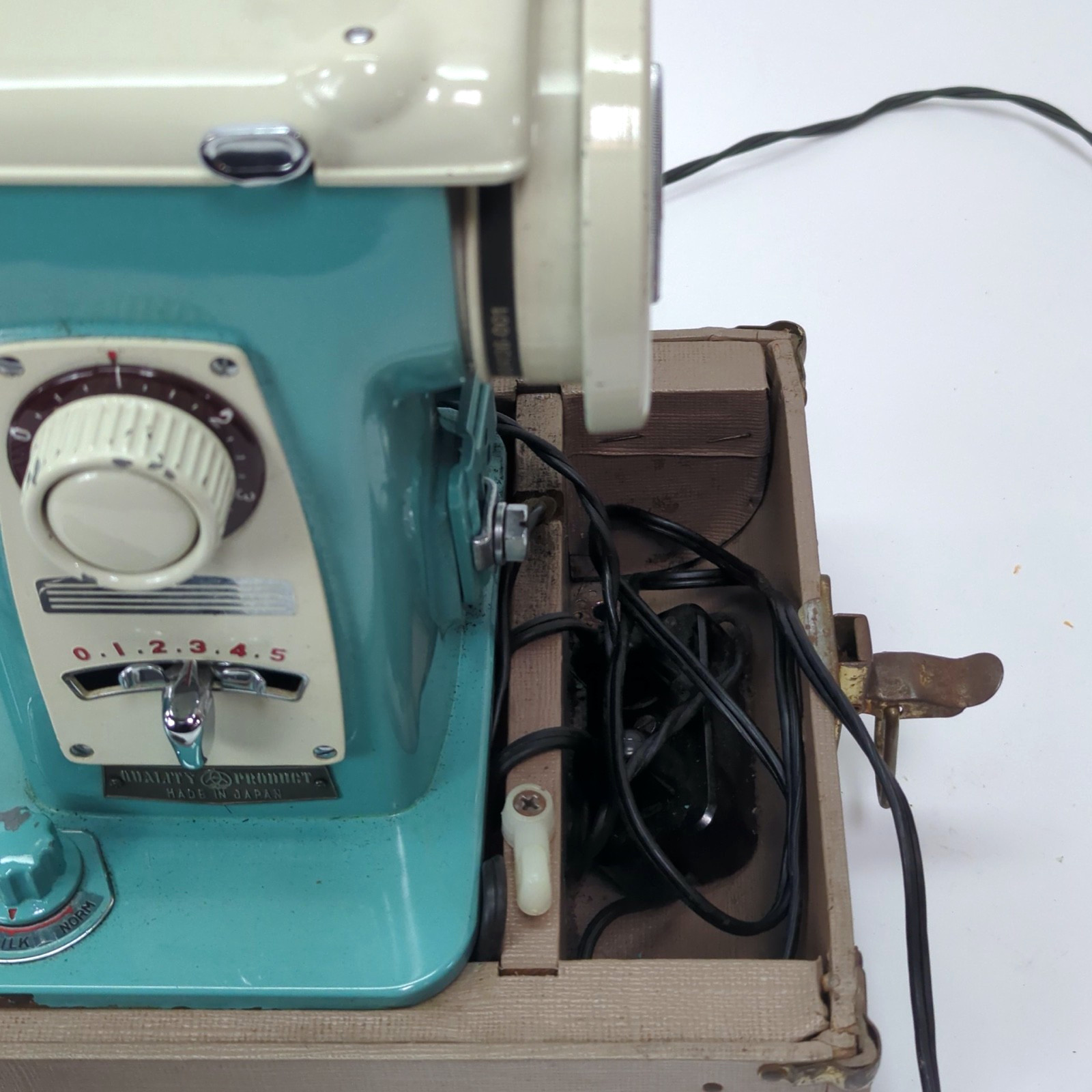 Vintage Brother Model 190 Turquoise Metal Case Robust Durable Straight Stitch