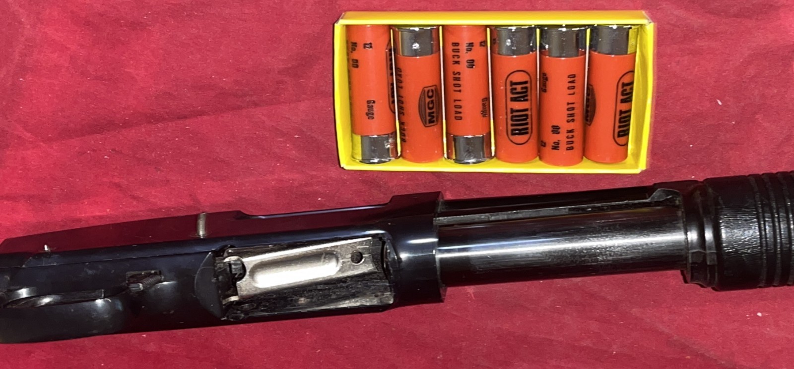 MGC REMINGTON M31-RS2 RIOT SHOTGUN-BARREL + TRIGGER ASSEMBLY+6 NOS SHELLS w/O.B.