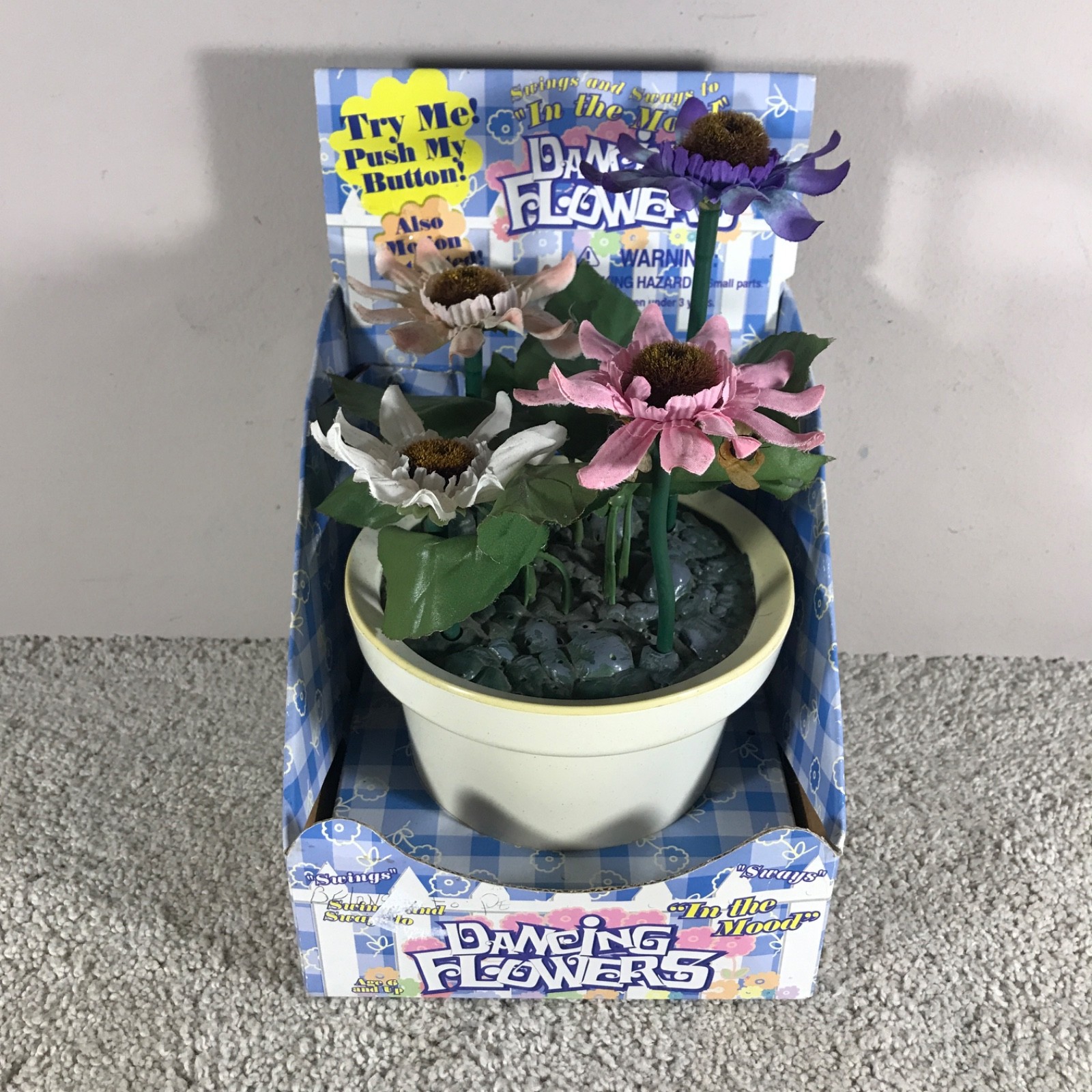 Gemmy Dancing Flowers "In The Mood" Animated Motion Activated Vintage 1998 Video