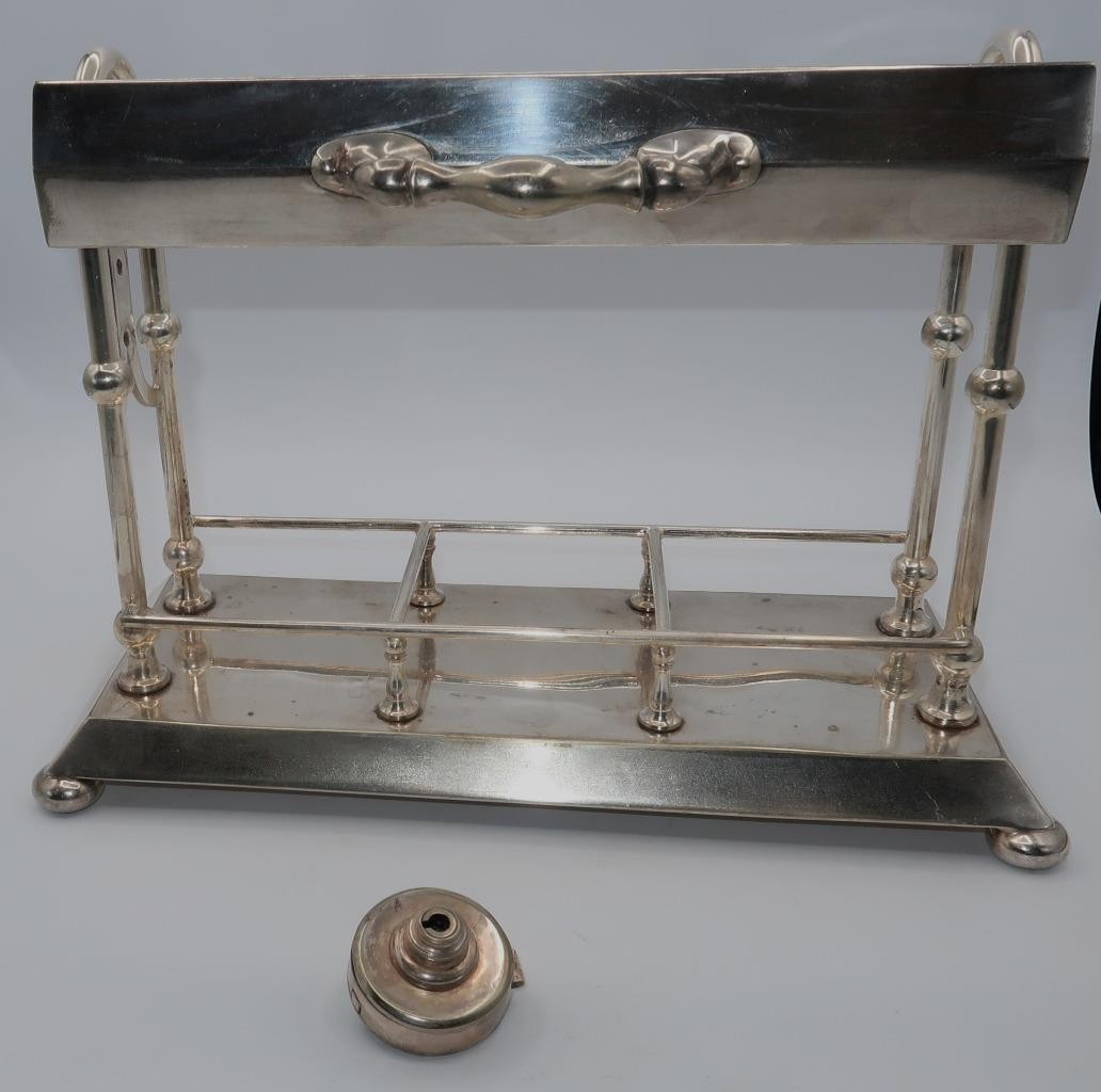 MAPPIN & WEBB Silver Plated Liquor TANTALUS w/ 3 Decanters & Lock, 13" x 12"