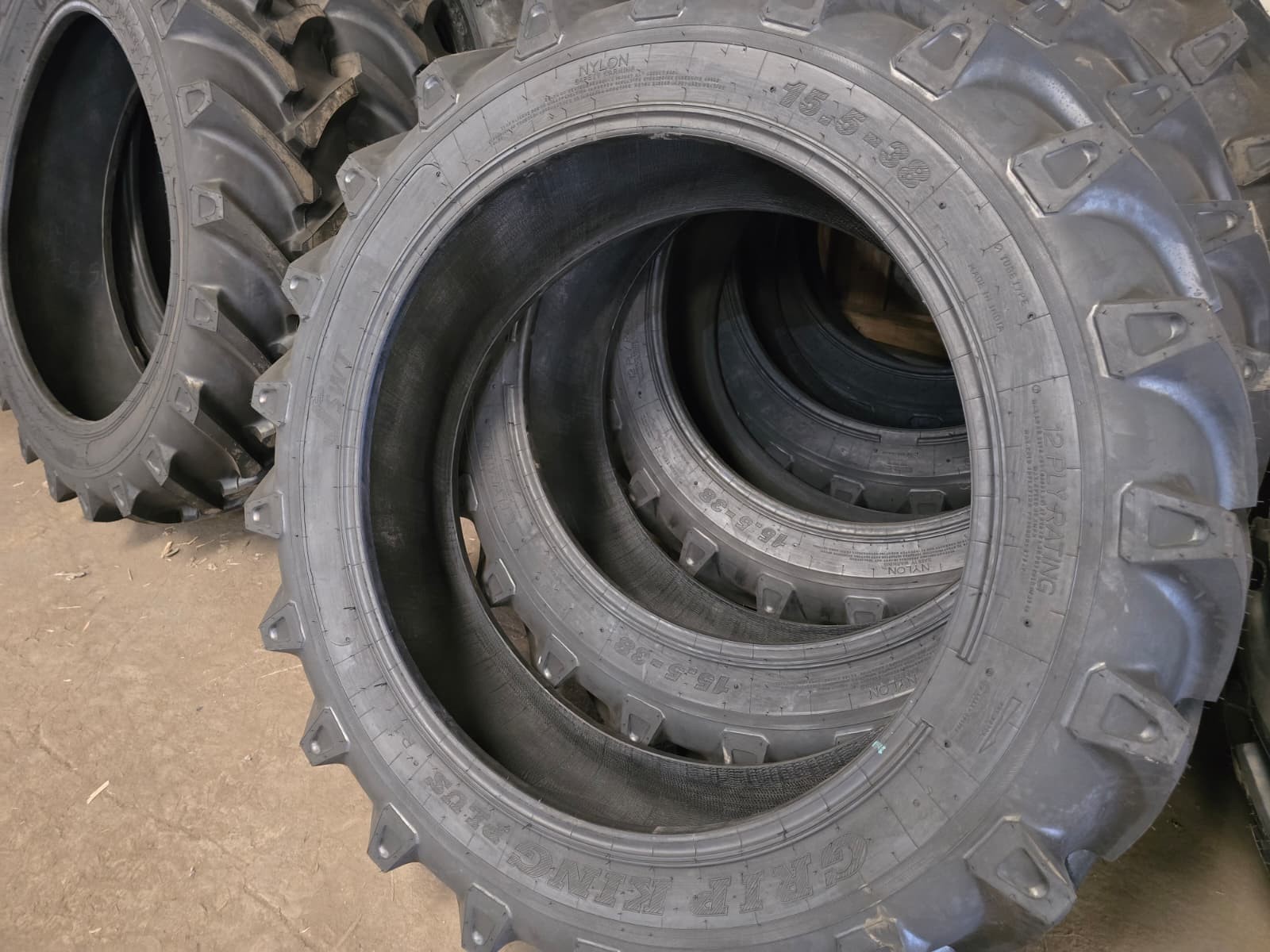 Tractor Tire 15.5-38  12PLY Shipping Information (PLEASE READ FIRST)