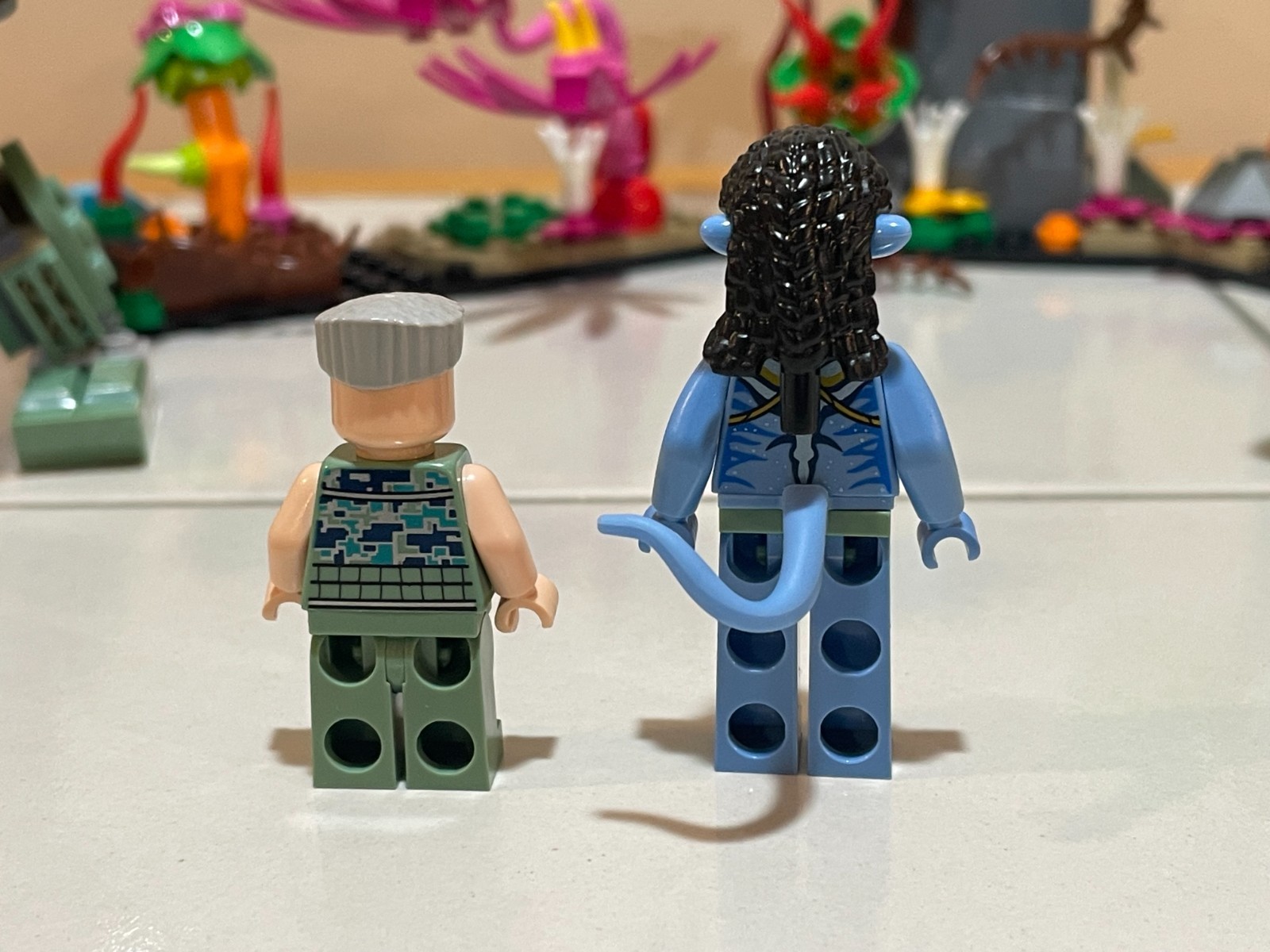 Lego Avatar 75571 Neytiri & Thanator Vs AMP Suit Quaritch Incomplete w/ Minifigs