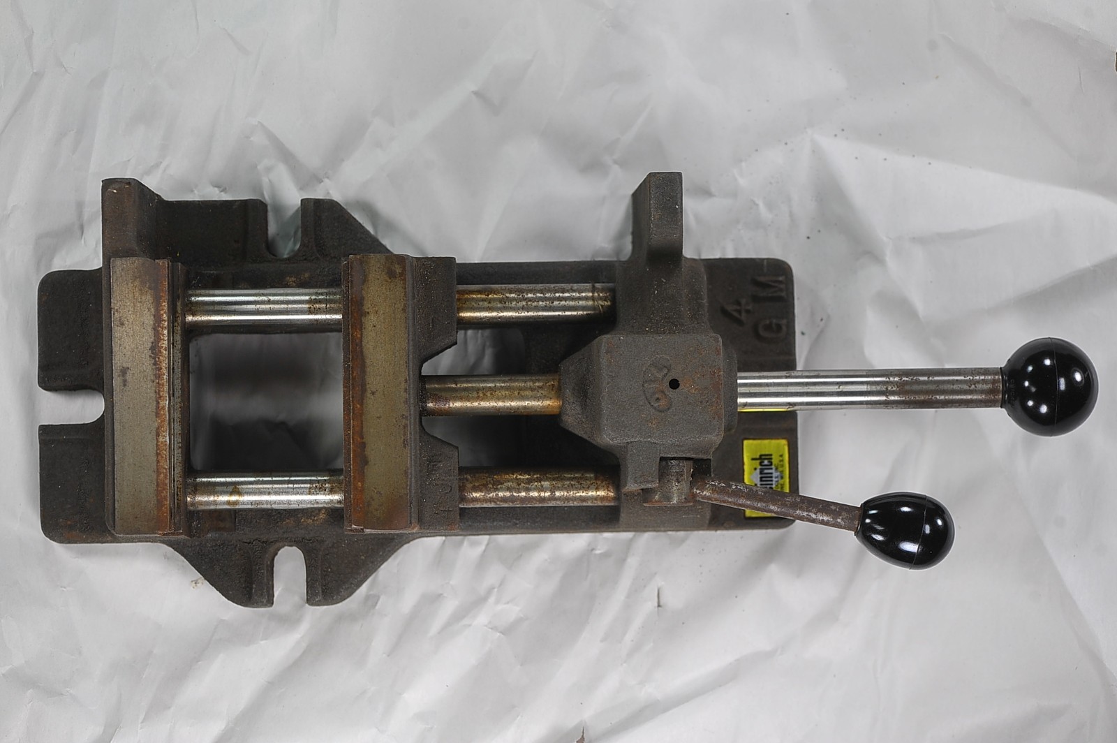 Heinrich No 4 GM Precision Toolmaker Grinding Vise 4" Jaw Racine Bakelite WI USA